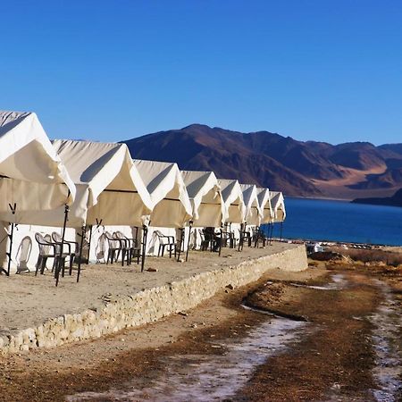 Camp Redstart Hotell Leh Exteriör bild