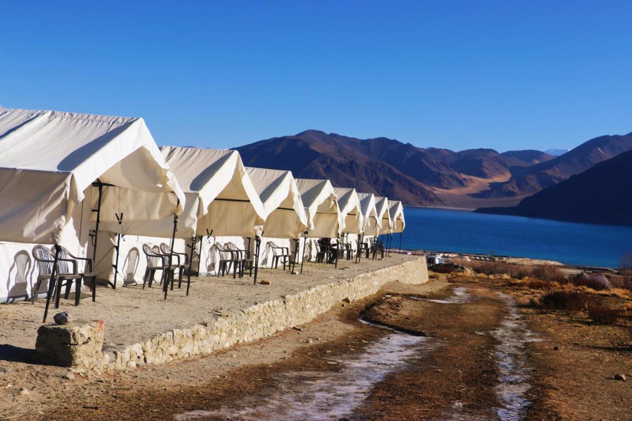 Camp Redstart Hotell Leh Exteriör bild