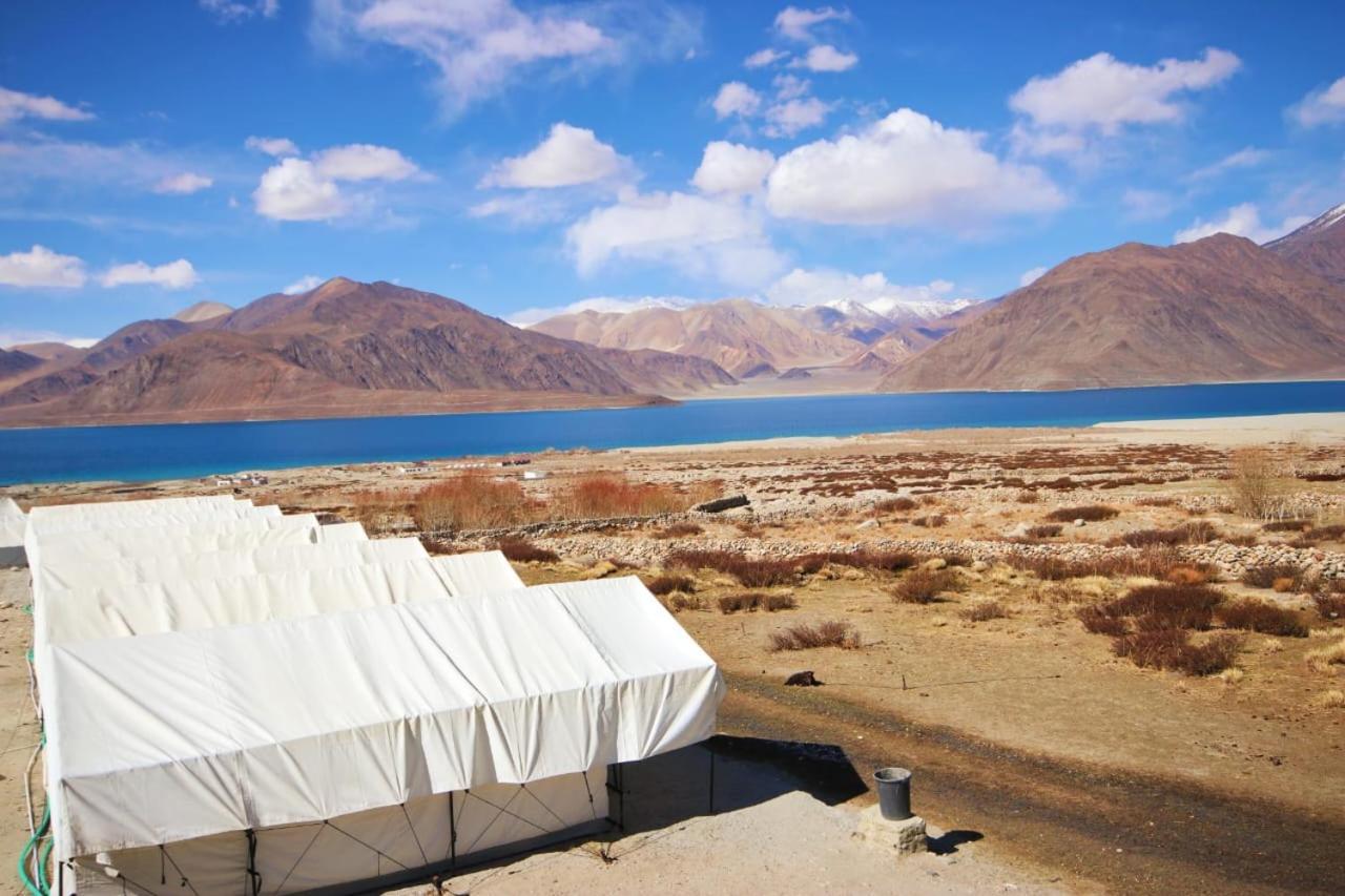 Camp Redstart Hotell Leh Exteriör bild